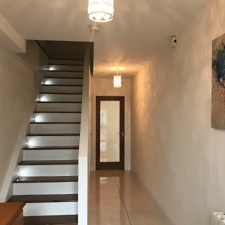 Apartment Reeks View Townhouse *